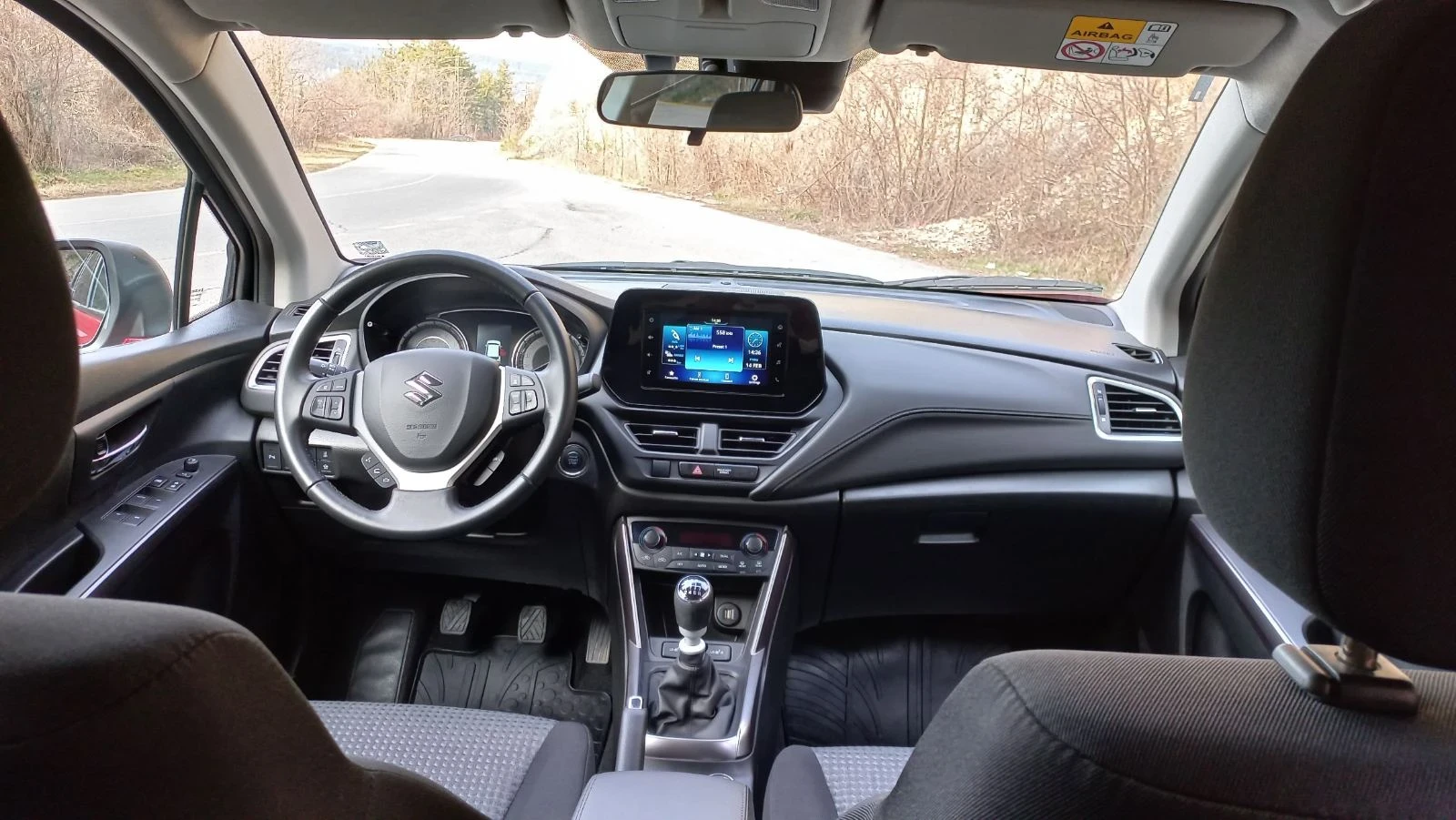 Suzuki SX4 S-Cross Hybrid  - изображение 6