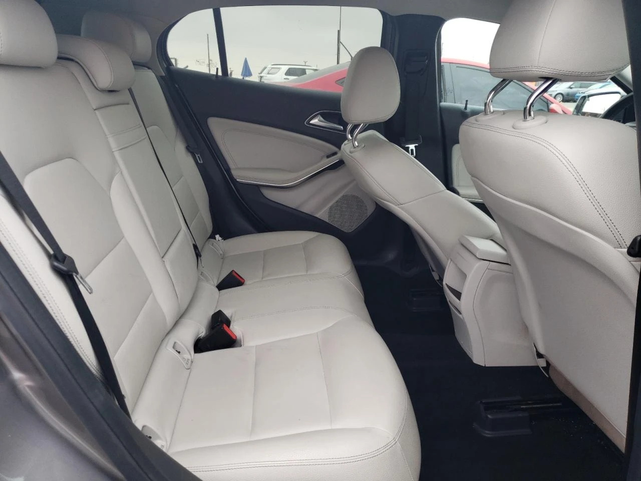 Mercedes-Benz GLA 250  - изображение 10