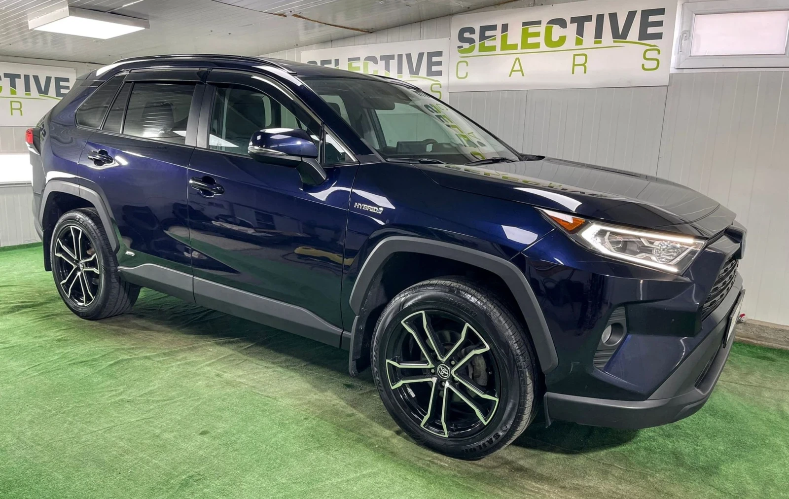 Toyota Rav4 HLE - HYBRID - AWD - 61000 км - изображение 8