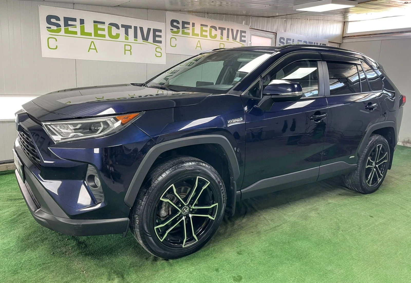 Toyota Rav4 HLE - HYBRID - AWD - 61000 км - изображение 4