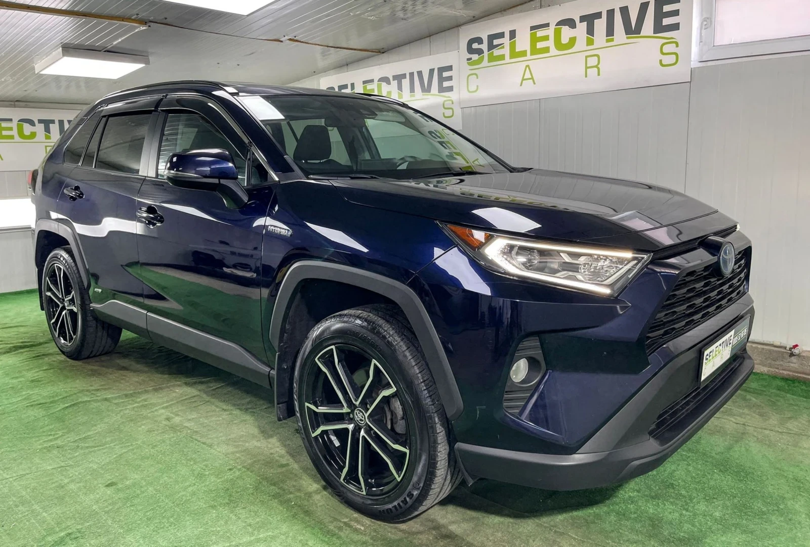 Toyota Rav4 HLE - HYBRID - AWD - 61000 км - изображение 7