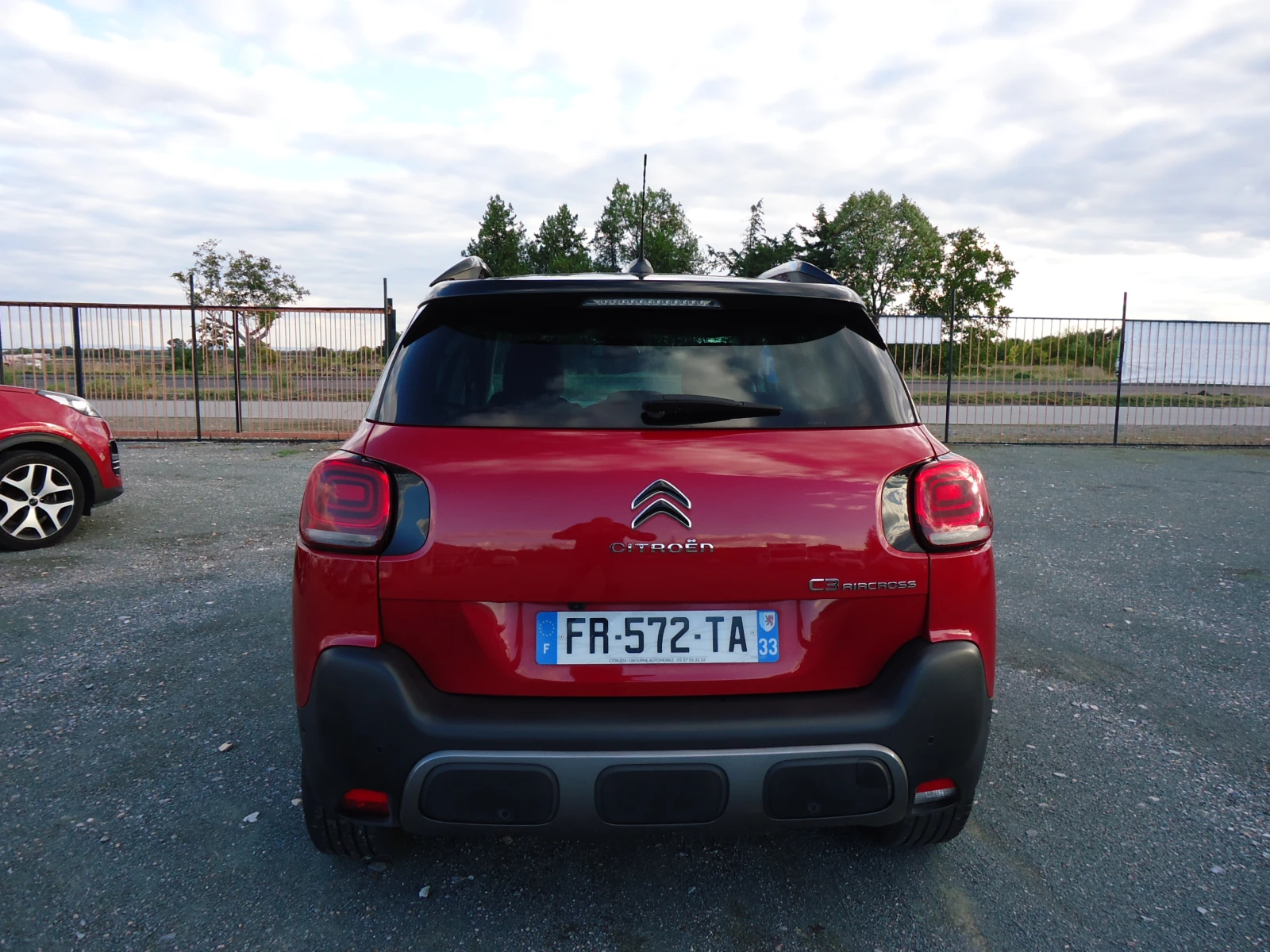 Citroen C3 Aircross 1.2 PureTech АВТОМАТИК 41870 КМ. - изображение 6