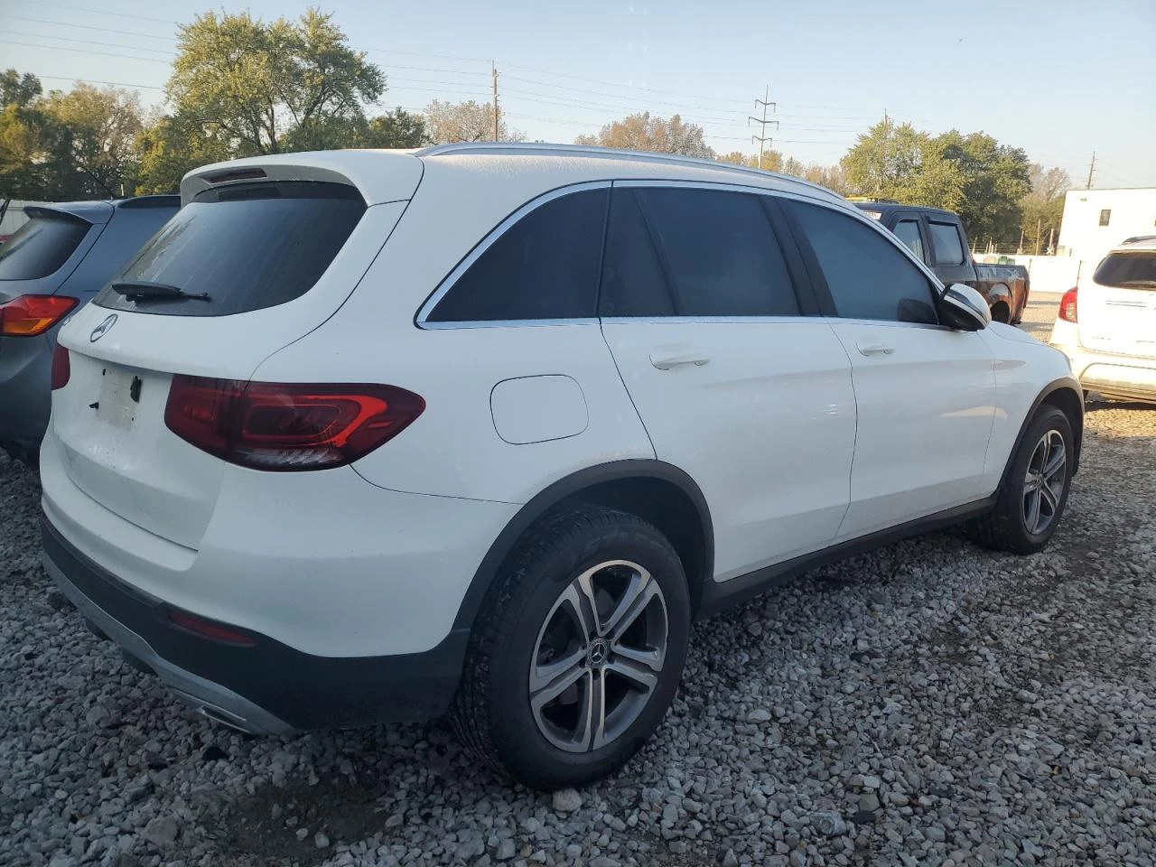 Mercedes-Benz GLC 300* ПЕРФЕКТНА* РЕАЛНИ КМ - изображение 4