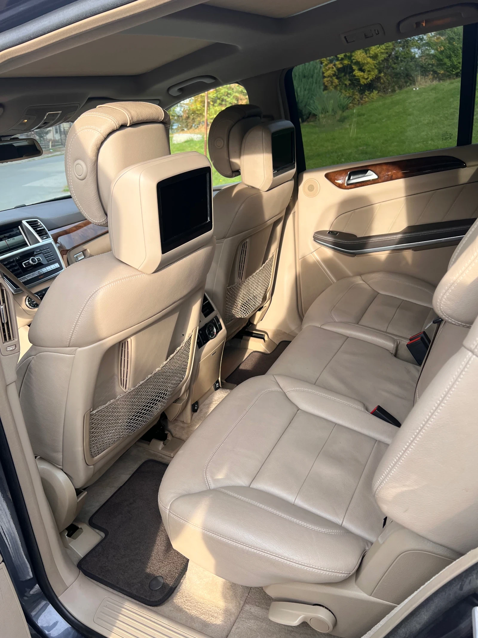 Mercedes-Benz GL 550  - изображение 9