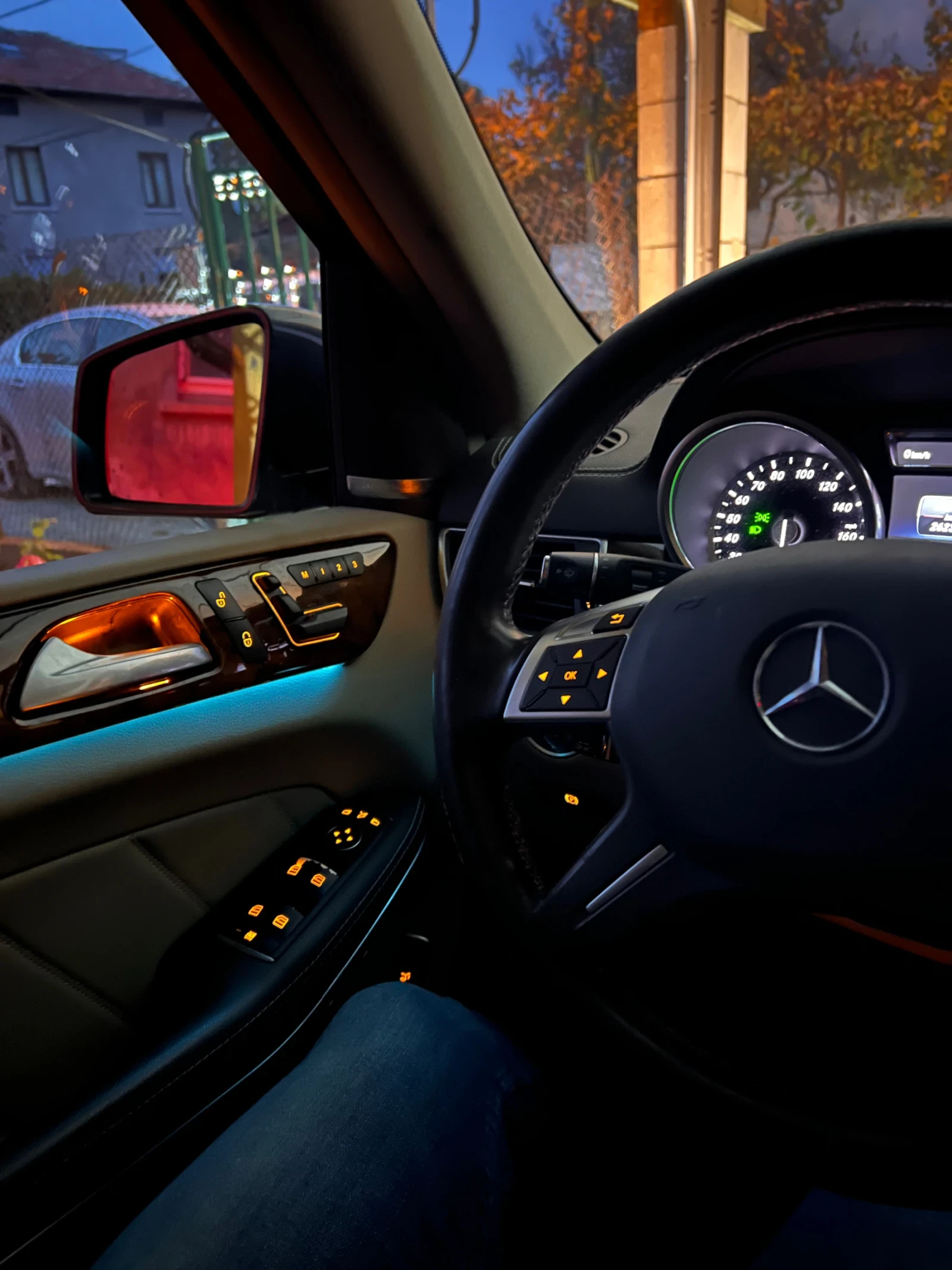 Mercedes-Benz GL 550  - изображение 4