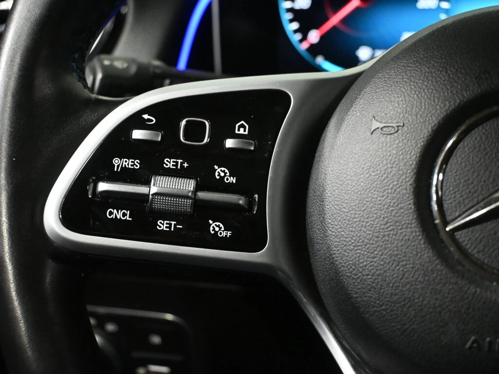 Mercedes-Benz GLB * 250 4MATIC No Accident AMG Night Package Ambient | Mobile.bg � ����������� 14