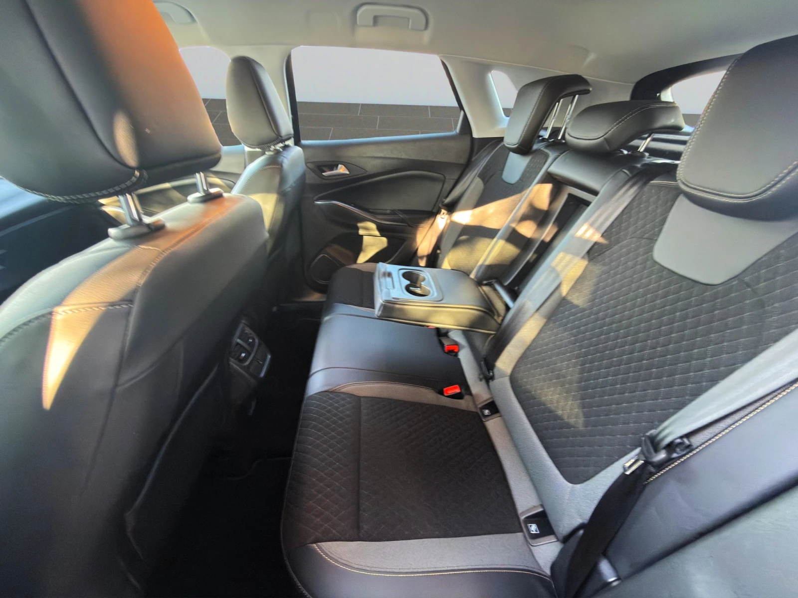 Opel Grandland X Innovati 1.2 130 AT8 �������� 2 ������ | Mobile.bg � ����������� 12