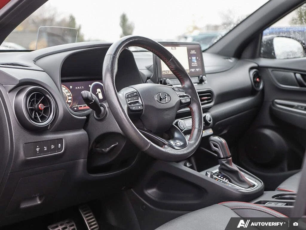 Hyundai Kona N LINE* КОЖА* ДИГИТАЛНО ТАБЛО* ПАНОРАМА* КАМЕРА* , снимка 10 - Автомобили и джипове - 53795191