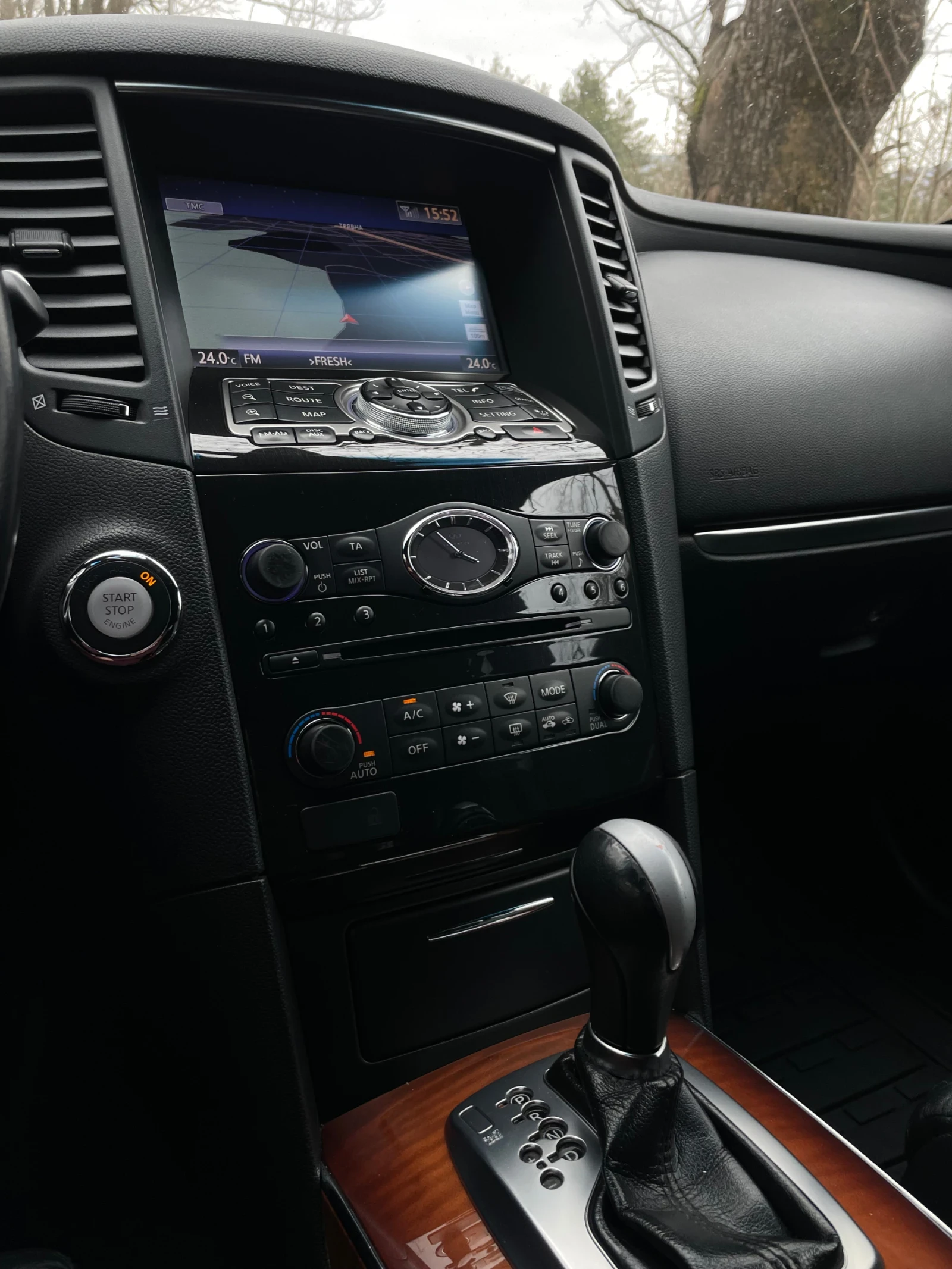 Infiniti QX70 3.0ds fx30s 360* distr* led* obduh, снимка 9 - Автомобили и джипове - 53928952