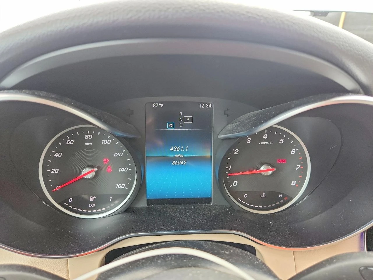Mercedes-Benz GLC 300 2.0l, снимка 9 - Автомобили и джипове - 55773190