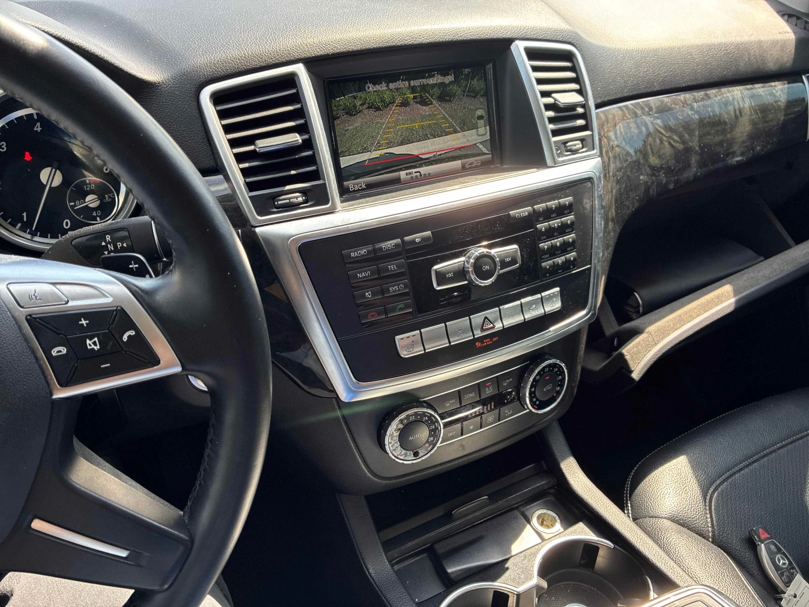 Mercedes-Benz ML 350 * BlueTEC * CARFAX * ОПЦИЯ ЗА ФИНАНСИРАНЕ , снимка 9 - Автомобили и джипове - 55850002