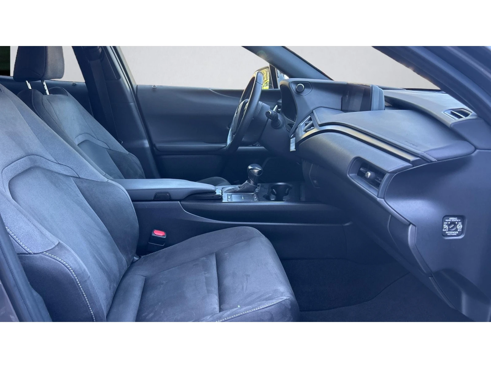 Lexus UX 250h Месечна вноска от 397  , снимка 6 - Автомобили и джипове - 56171768