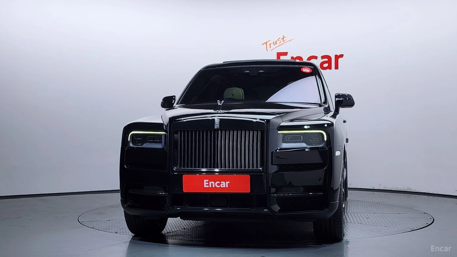 Rolls-Royce Cullinan Starlight Headliner* Spirit of Ecstasy* , снимка 3 - Автомобили и джипове - 56234389