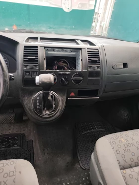VW Transporter 2.5 TDi  Автоматик , снимка 15