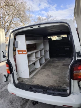 VW Transporter 2.5 TDi  Автоматик , снимка 2 - Бусове и автобуси - 53648921