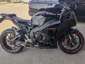 Обява за продажба на Honda Cbr CBR1000RR ABS ~15 800 лв. - изображение 1