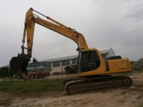      Komatsu pc 240 lc