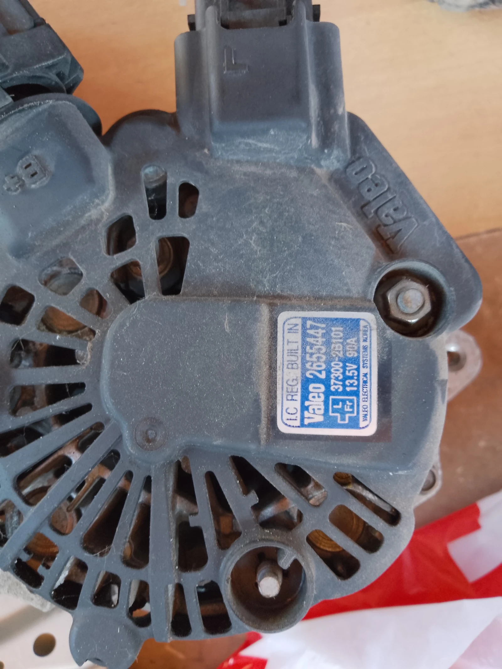 37300-2B101      2655447 | Mobile.bg   2