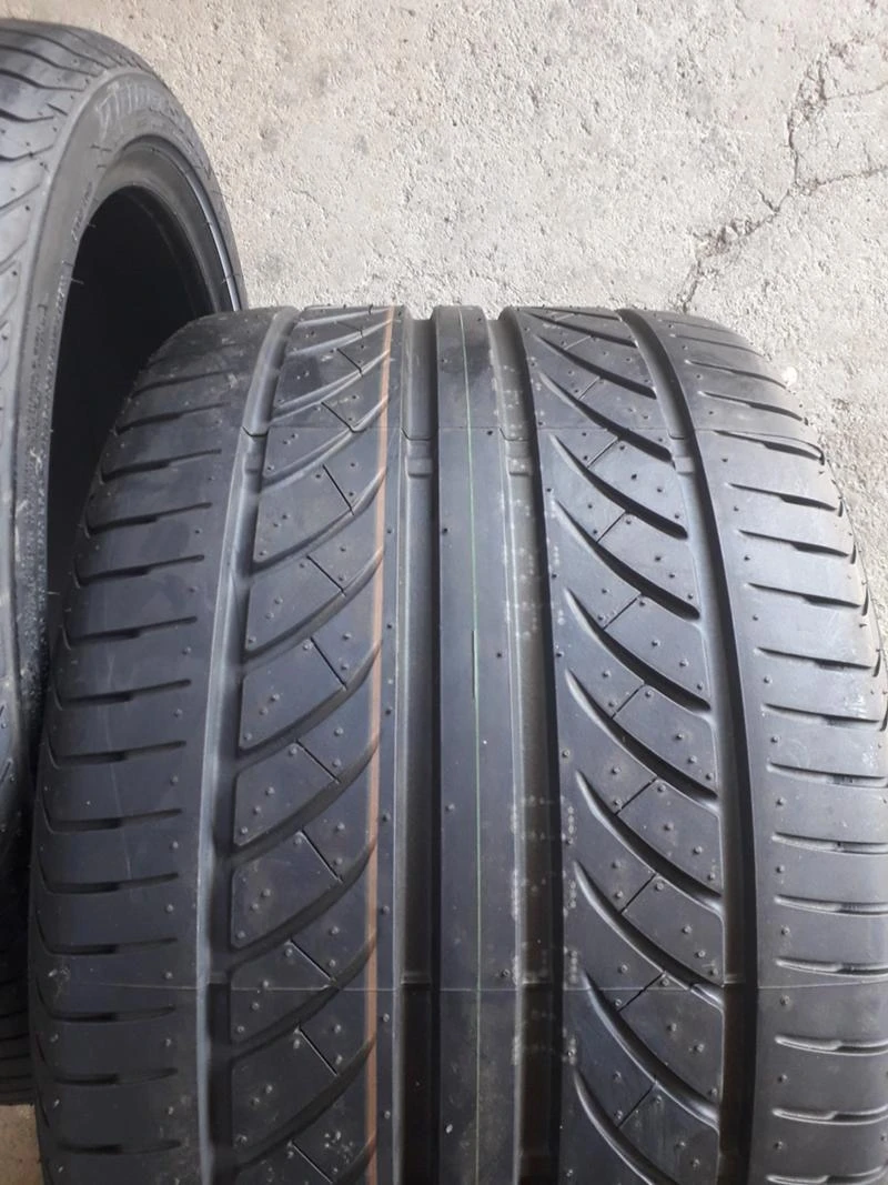 Гуми Летни 295/30R18, снимка 3 - Гуми и джанти - 45863888