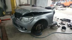 Mercedes-Benz C 220, снимка 1