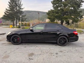Mercedes-Benz E 500 4Matic, напълно обслужена, 4 нови гуми, липове, снимка 7