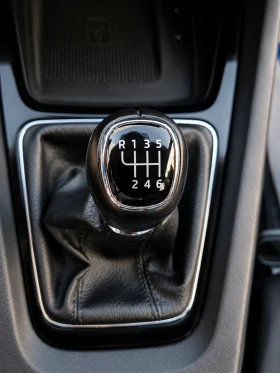 Skoda Octavia 2.0 TDI/DIGITAl/LANE ASSIST, снимка 14