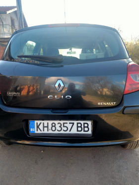 Renault Clio, снимка 3 - Автомобили и джипове - 45161496
