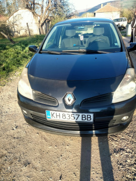 Renault Clio, снимка 1 - Автомобили и джипове - 45161496