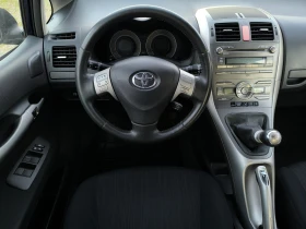 Toyota Auris -2.0D4D-126кс-6 скорости-КЛИМАТРОНИК-KEYLESS !!!, снимка 11