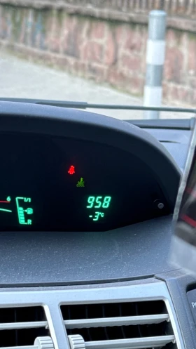 Toyota Yaris - 3590 € / 7021.43 лв. - 36083708 11