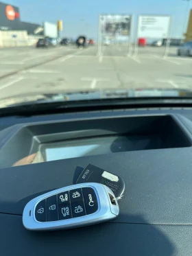 Hyundai Ioniq 5 Uniq AWD, 2 комп гуми, сменен ICCU, теглич, гаранц - 29200 € / 57110.24 лв. - 99738753 16