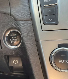 Toyota Avensis 2.2 D Executive - 7300 € / 14277.56 лв. - 80108879 12