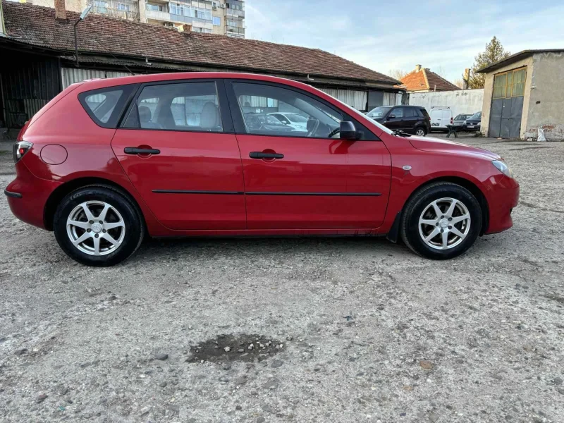 Mazda 3 1.4 i, снимка 5 - Автомобили и джипове - 48380380