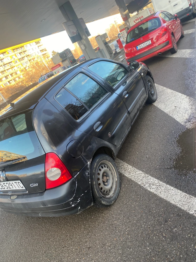 Renault Clio 1.2, снимка 3 - Автомобили и джипове - 48350507