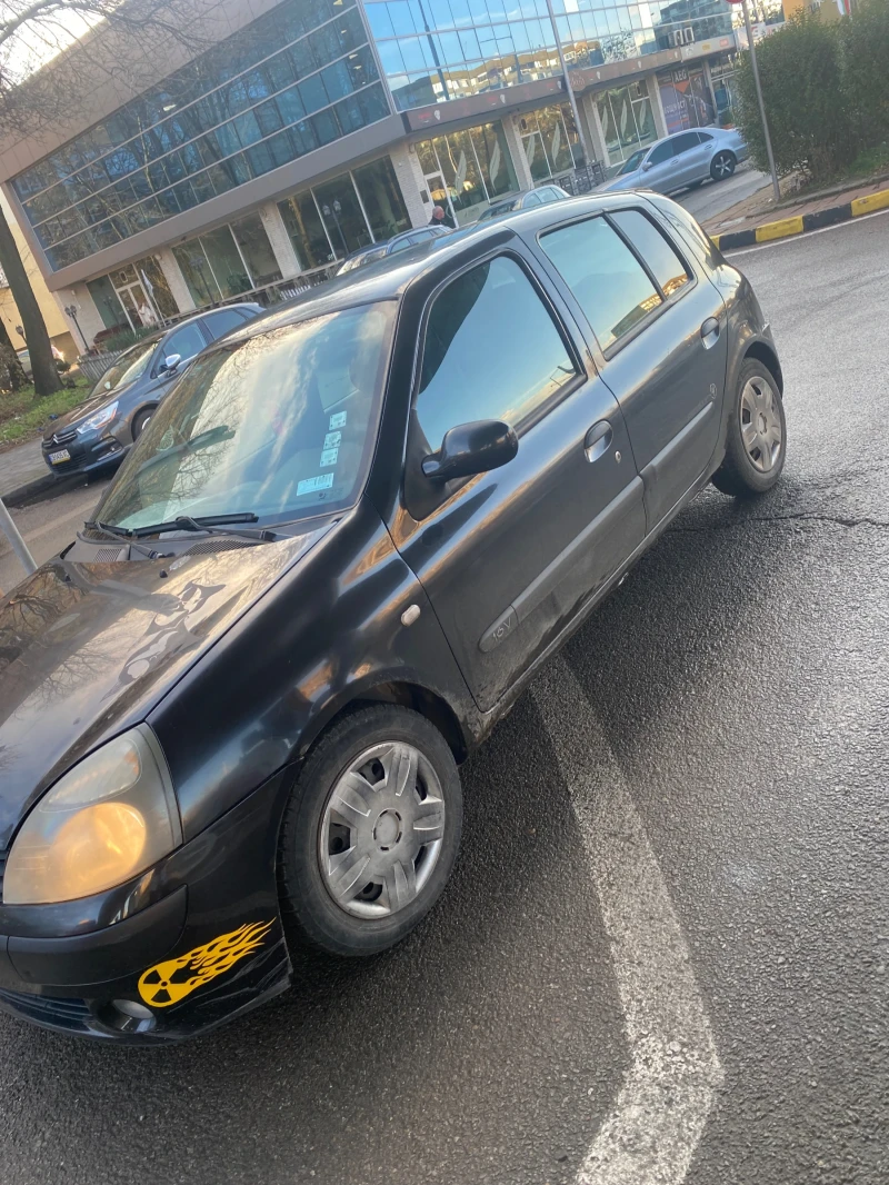 Renault Clio 1.2, снимка 1 - Автомобили и джипове - 48350507