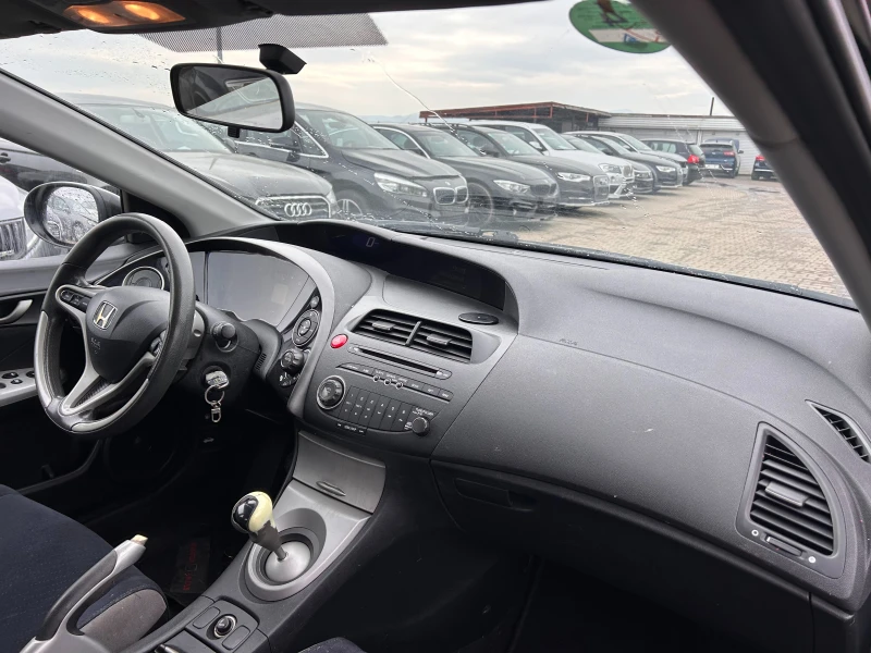 Honda Civic 1.3i EURO 4, снимка 10 - Автомобили и джипове - 49115617