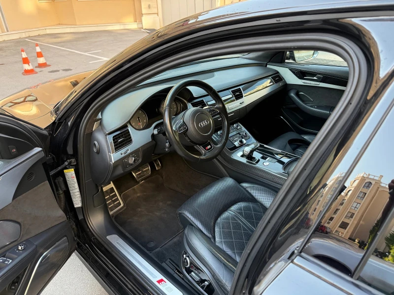 Audi S8 Audi S8 119km/Лизинг/B&O/360/Massage/Full Max/, снимка 11 - Автомобили и джипове - 52410466