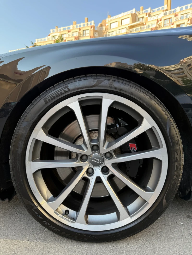 Audi S8 Audi S8 119km/Лизинг/B&O/360/Massage/Full Max/, снимка 9 - Автомобили и джипове - 52410466