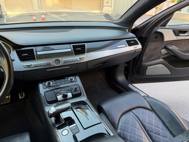 Audi S8 Audi S8 119km/Лизинг/B&O/360/Massage/Full Max/, снимка 13 - Автомобили и джипове - 52410466