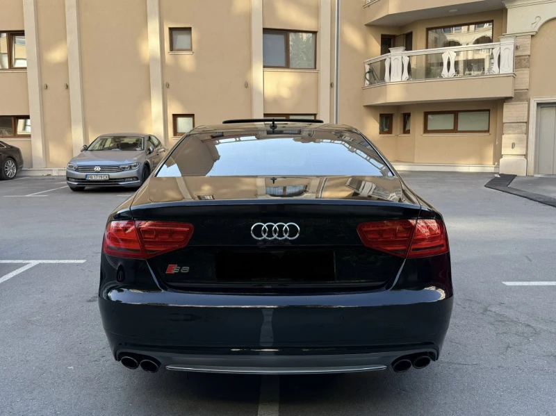 Audi S8 Audi S8 119km/Лизинг/B&O/360/Massage/Full Max/, снимка 5 - Автомобили и джипове - 52410466