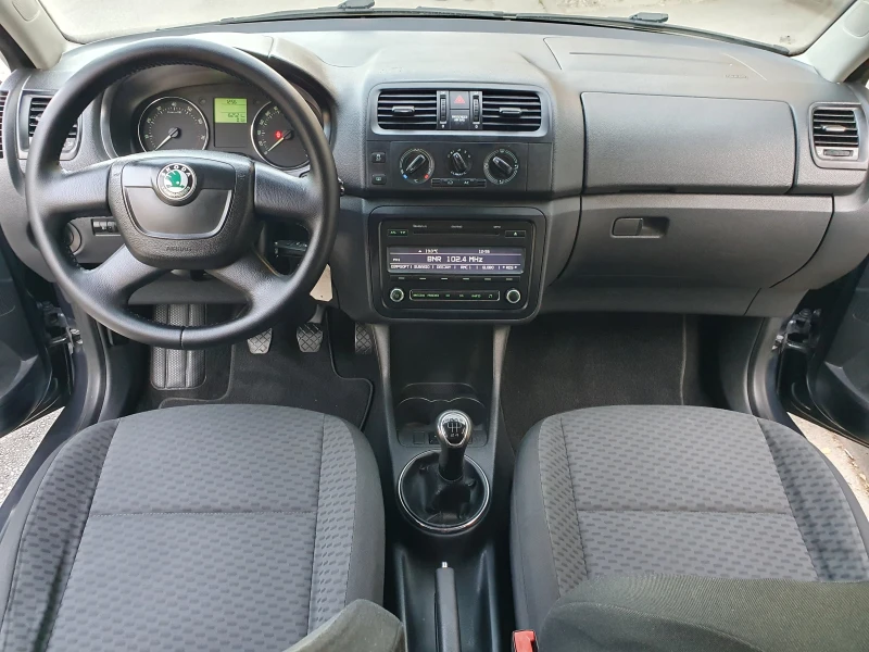 Skoda Fabia 1.2TSI-86k.s., снимка 14 - Автомобили и джипове - 51610308