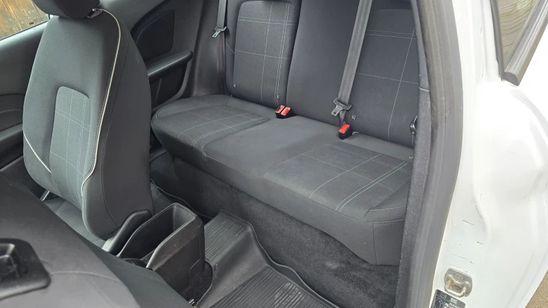 Ford Fiesta, снимка 16 - Автомобили и джипове - 52521004
