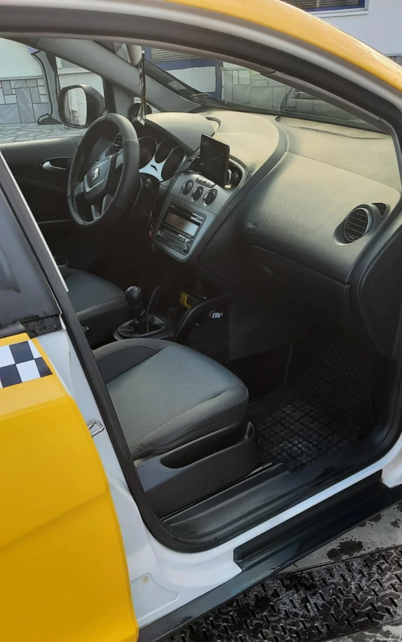 Seat Altea, снимка 8 - Автомобили и джипове - 52735580