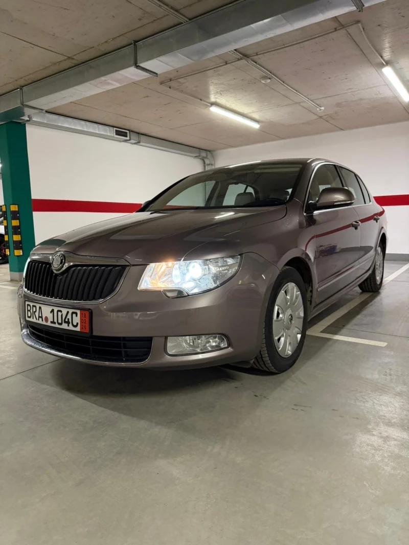 Skoda Superb, снимка 2 - Автомобили и джипове - 53430082