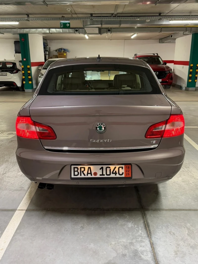 Skoda Superb, снимка 8 - Автомобили и джипове - 53430082