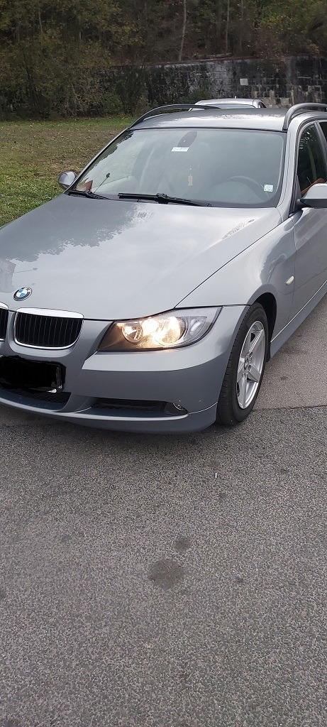 BMW 320, снимка 3 - Автомобили и джипове - 45966939