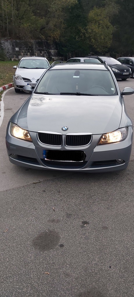 BMW 320, снимка 2 - Автомобили и джипове - 45966939
