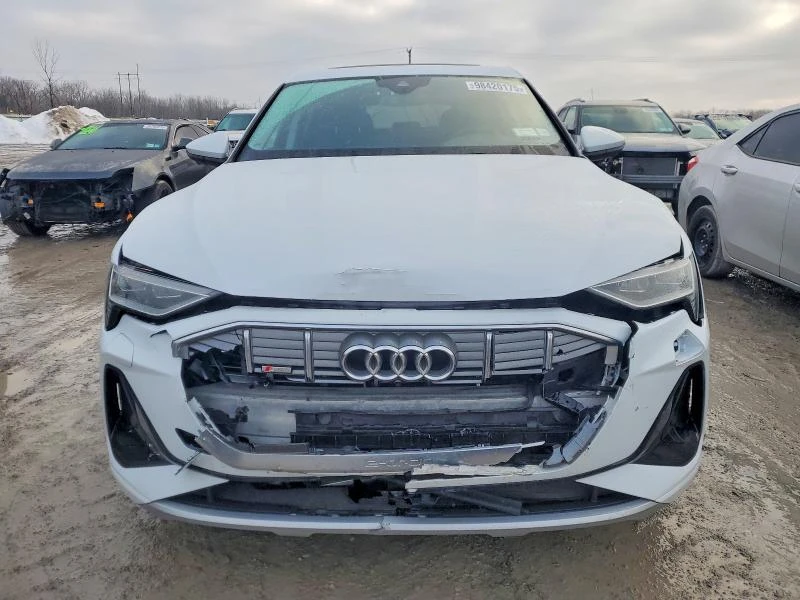 Audi E-Tron Sportback Premium Plus, снимка 6 - Автомобили и джипове - 53932091