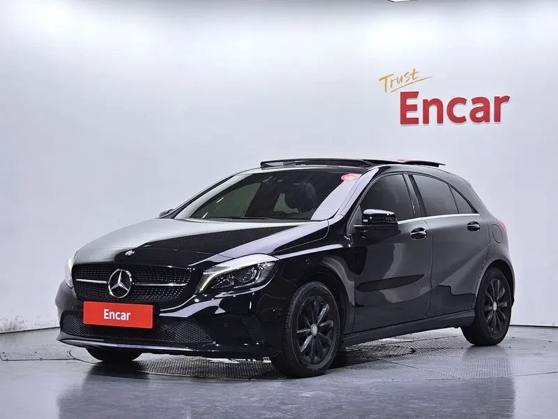 Mercedes-Benz A 200 W176