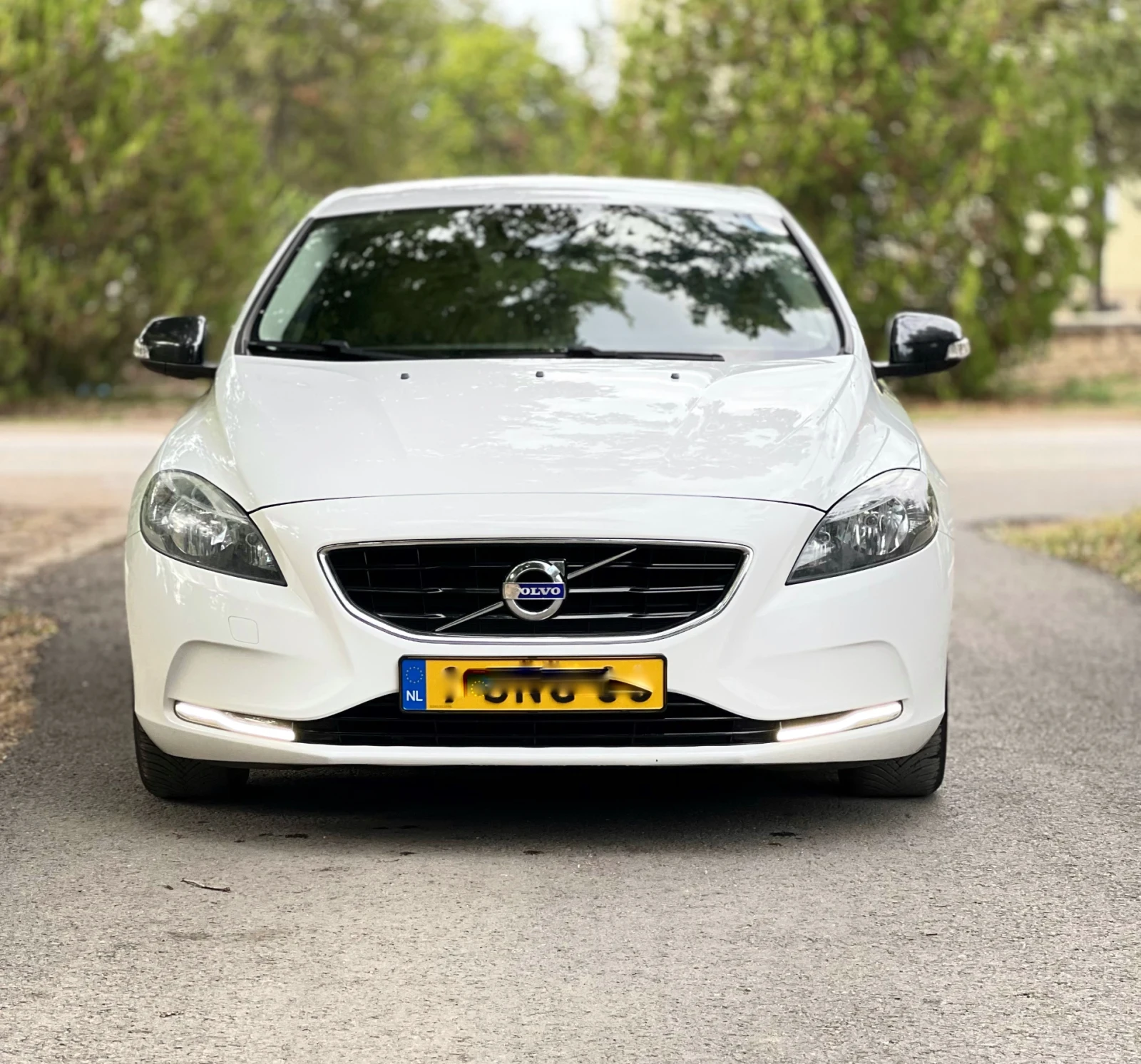 Volvo V40 1.6D2, снимка 1